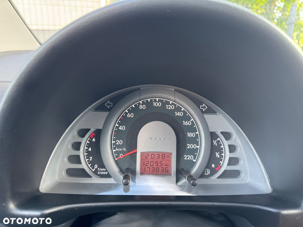 Volkswagen Fox 1.2 - 8