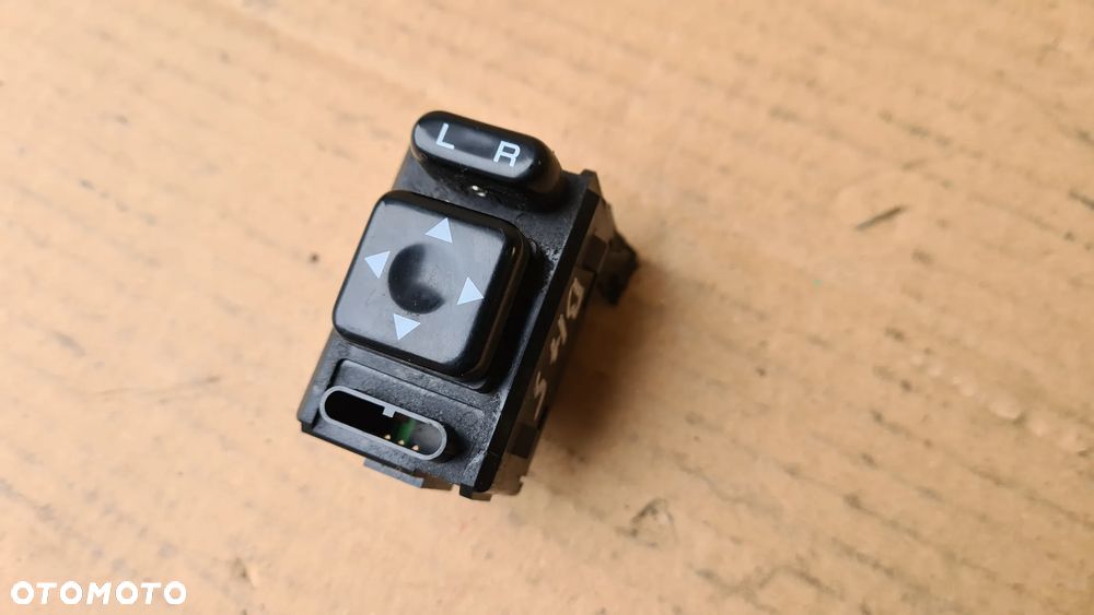 Subaru Legacy 3 BH5 włącznik przełącznik sterowania lusterek zewnętrznych