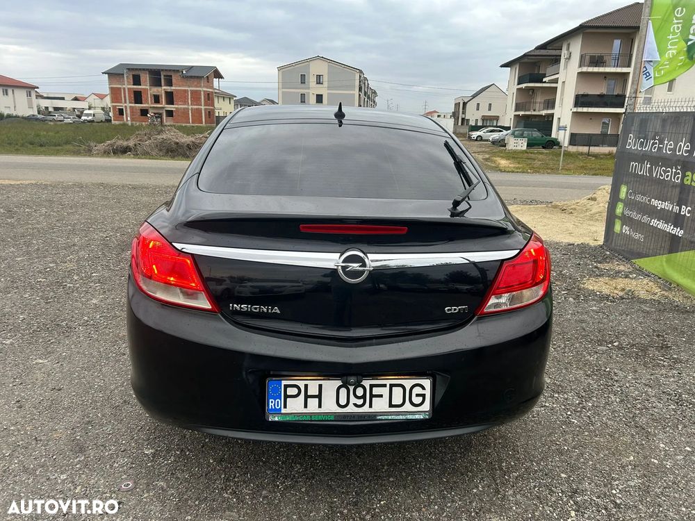 Opel Insignia - 10