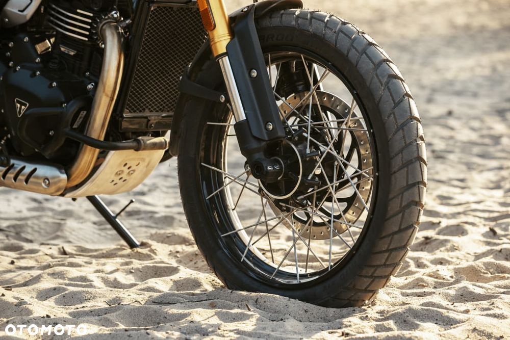 Triumph Scrambler - 11