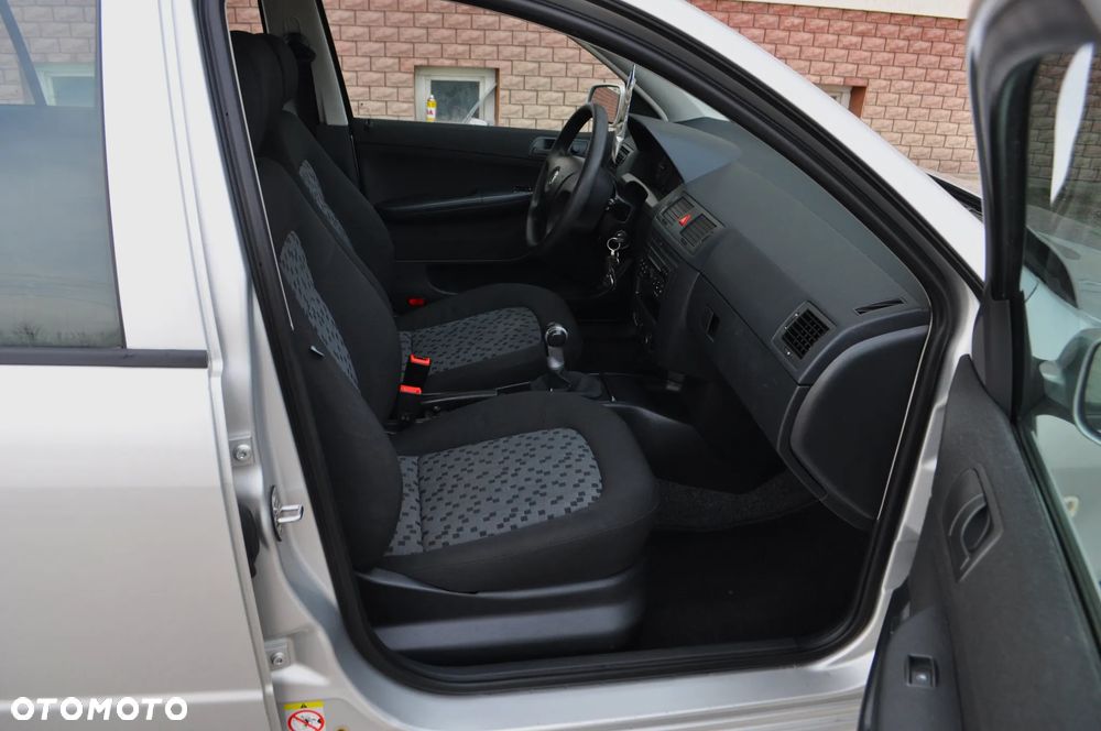 Skoda Fabia - 21