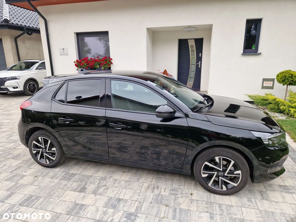 Opel Corsa 1.2 GS S&S - 11