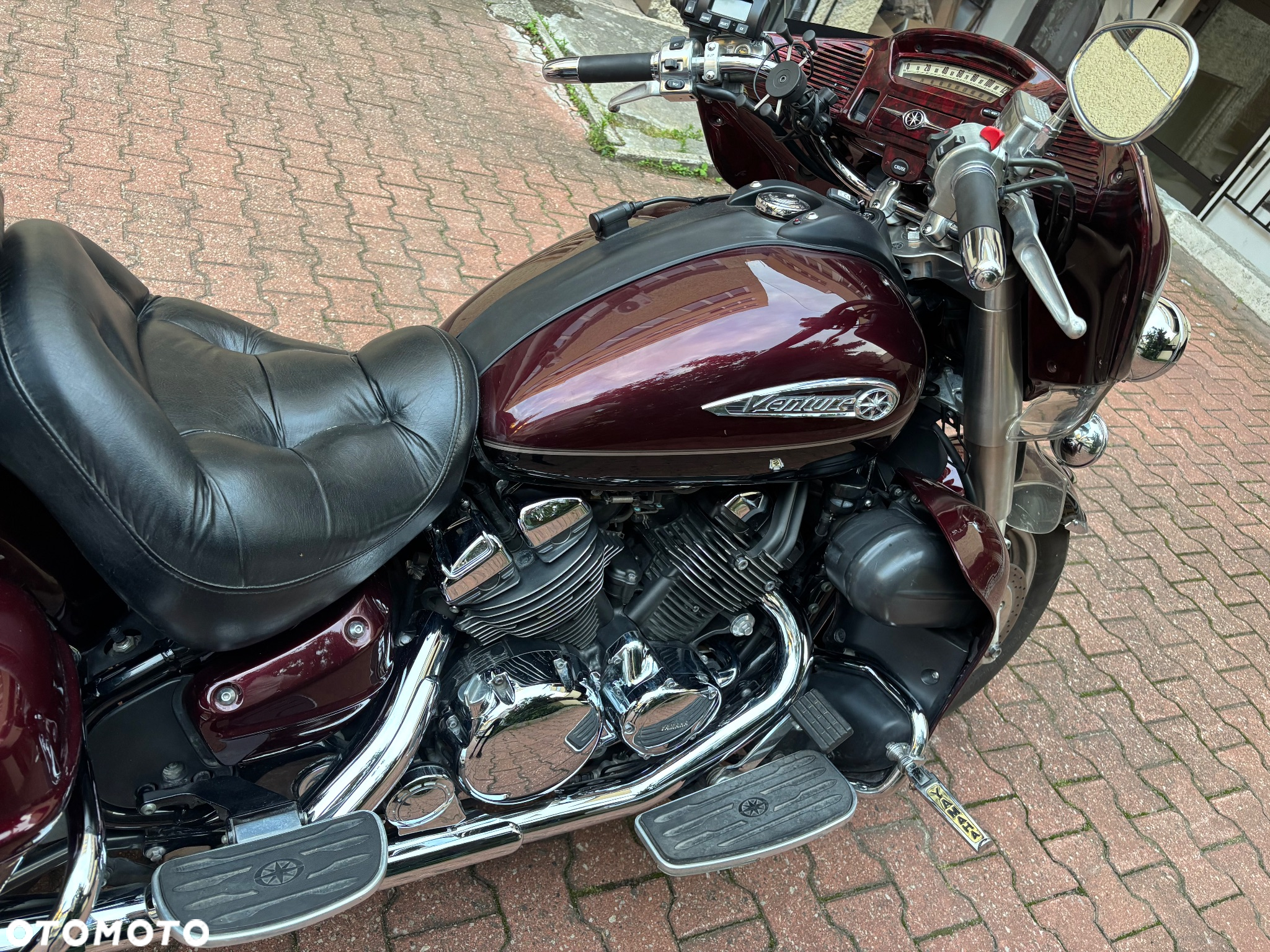 Yamaha Venture - 4