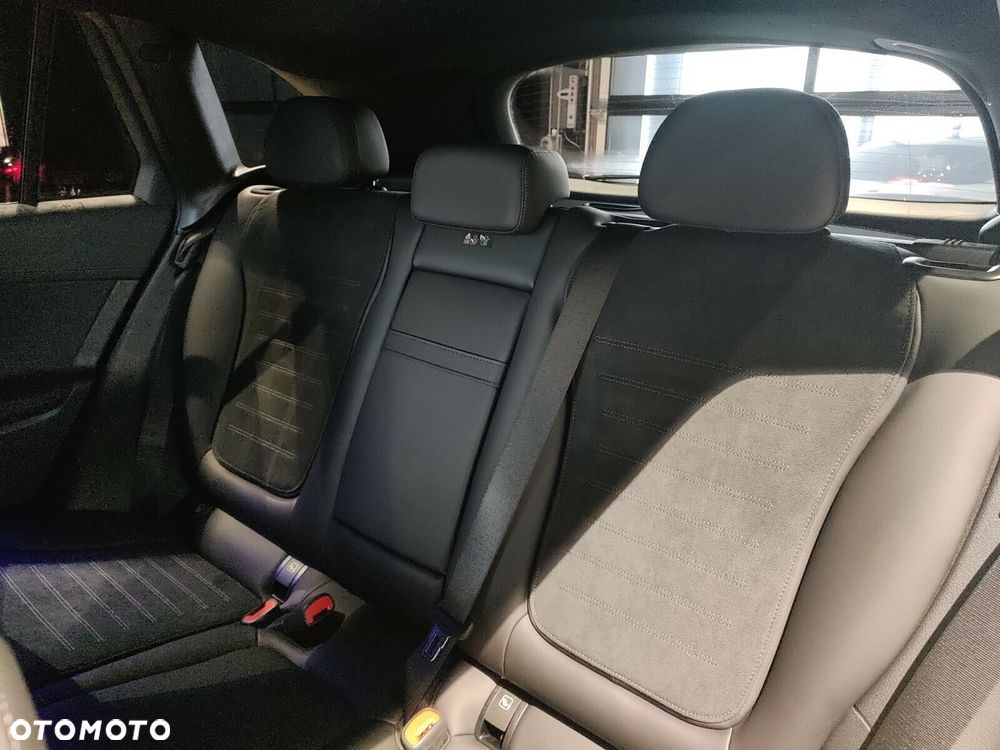 Mercedes-Benz GLC - 16