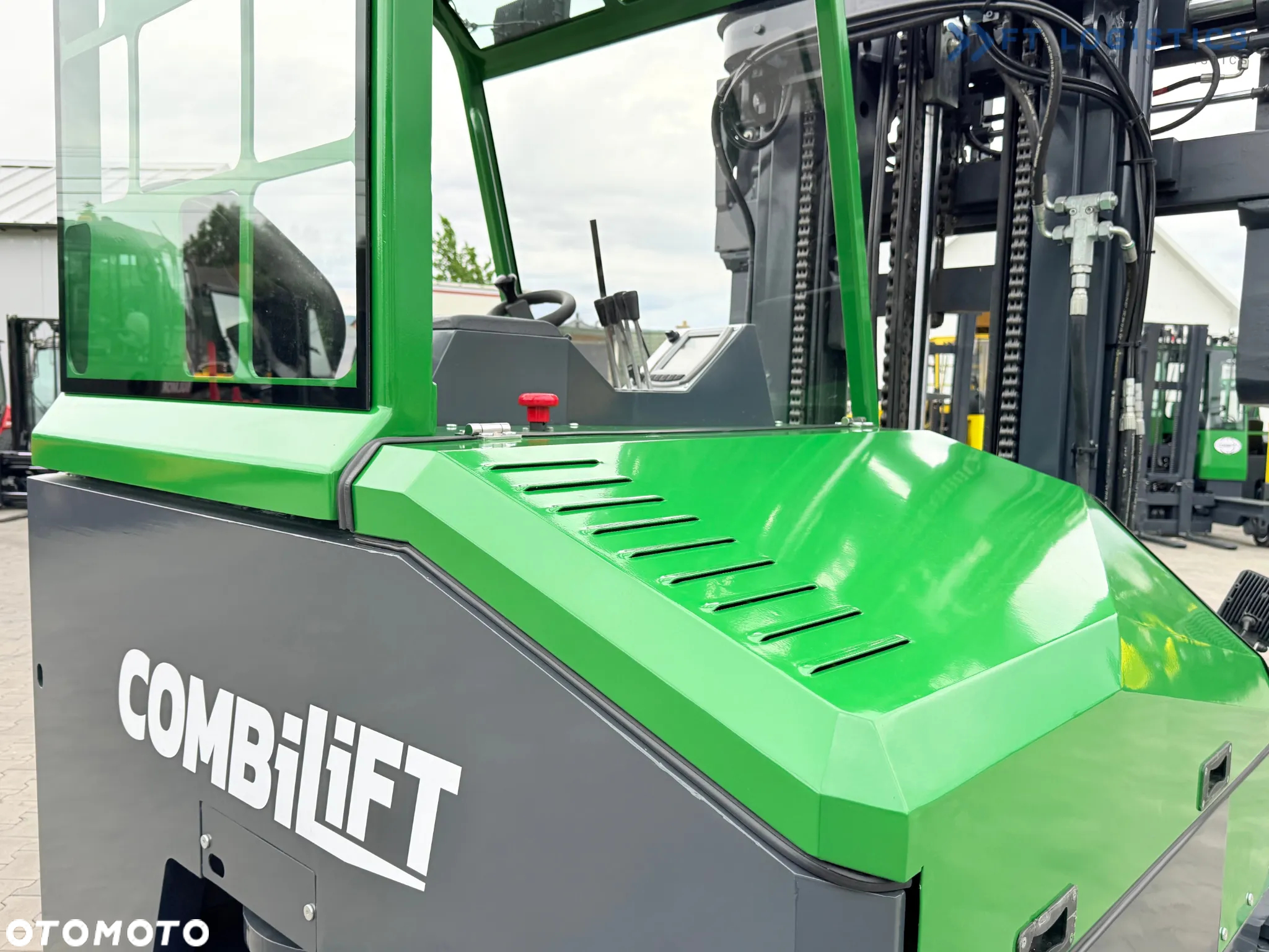 Combilift CBE4000 / TRIPLEX 5200MM / ELEKTRYCZNY / WOLNY SKOK / POZYCJONER / PRZESUW WIDEŁ / JAK NOWY - 27