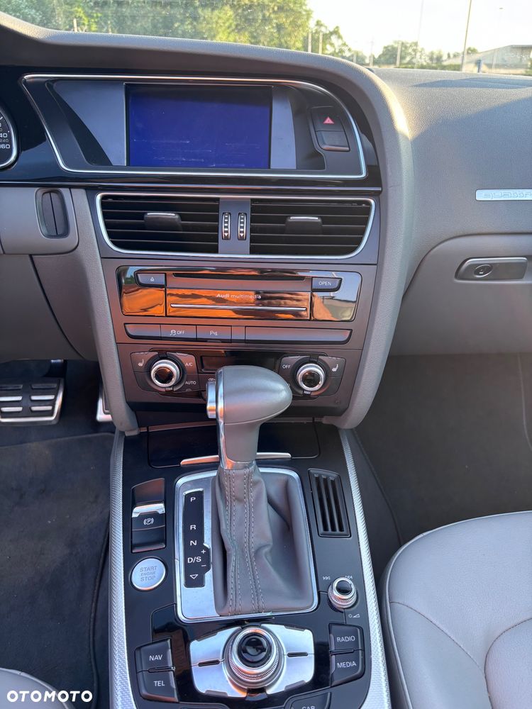 Audi A5 Cabrio 2.0 TFSI S tronic sport - 25