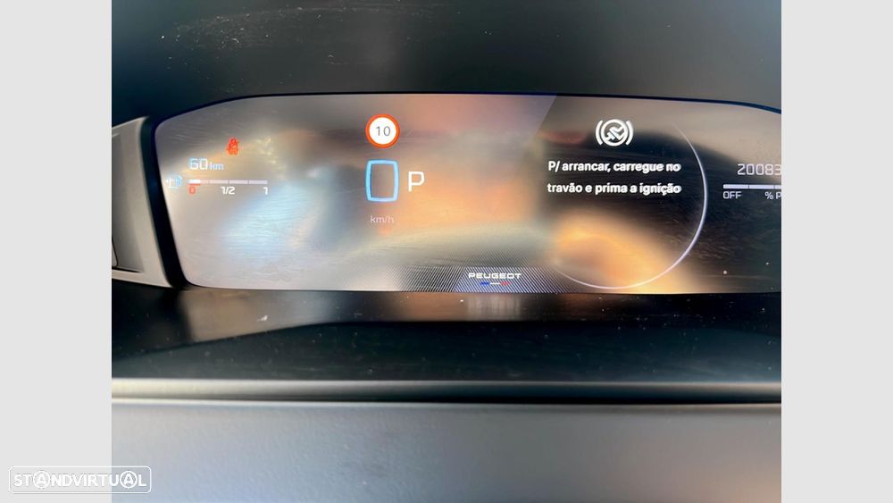 Peugeot 2008 1.2 Hybrid Allure e-DCS6 - 15