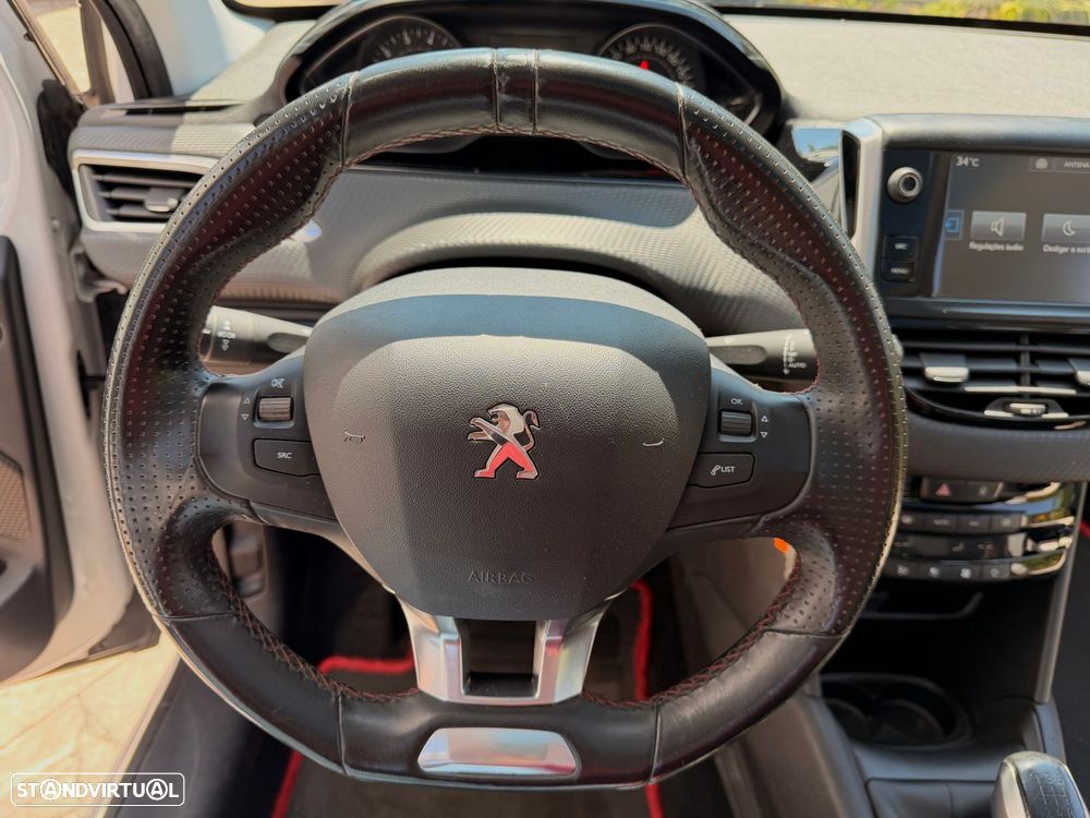 Peugeot 208 1.2 PureTech GT Line - 27
