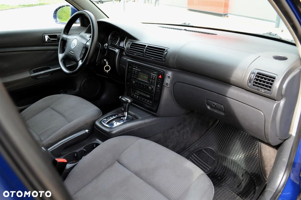 Volkswagen Passat Variant 1.9 TDI Comfortline Tiptr - 10
