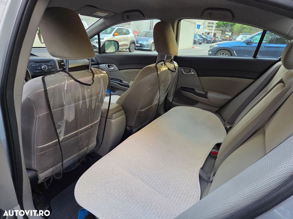 Honda Civic 1.8 i-VTEC AT Lifestyle - 11