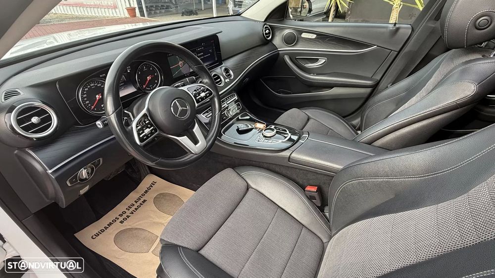 Mercedes-Benz E 300 de Avantgarde 4Matic - 28