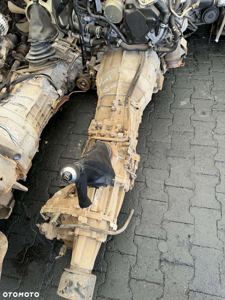 Skrzynia manualna 32010-NJA8B + reduktor 4JM1A Nissan NAVARA IV 2.3 DCI 18r - 1