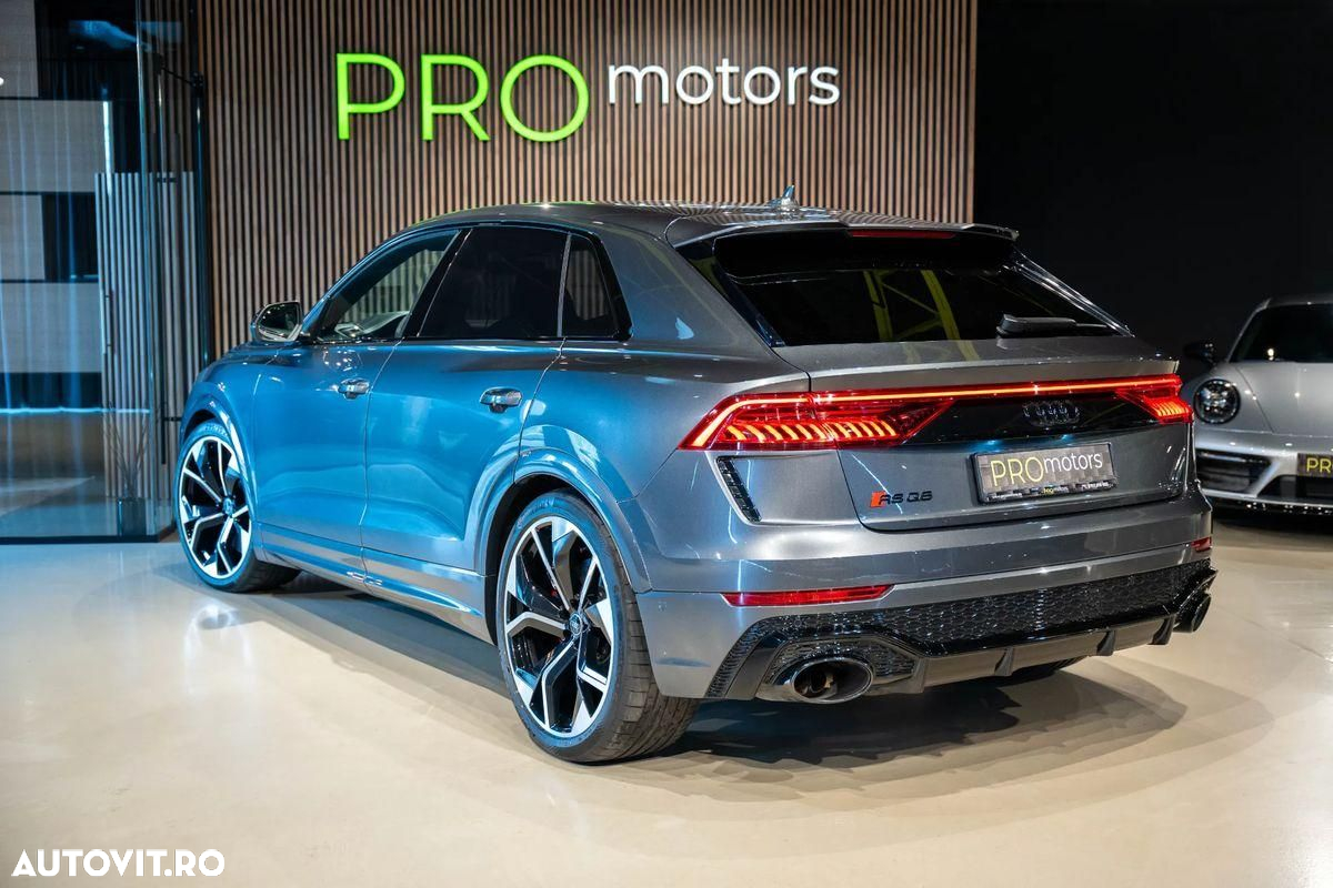 Audi RS Q8 - 28