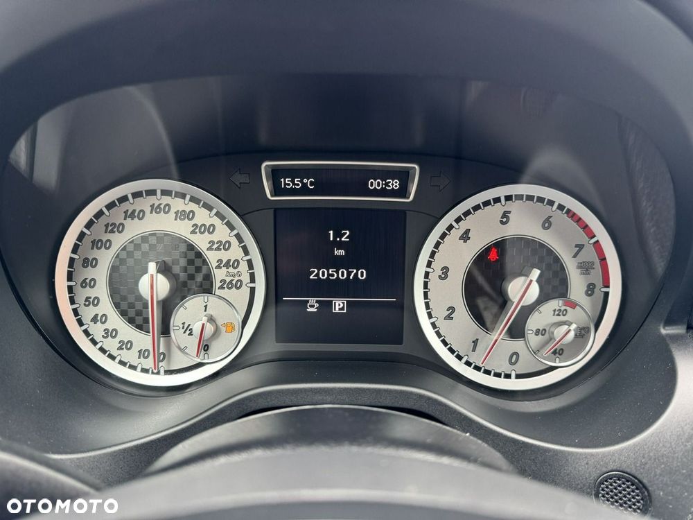 Mercedes-Benz Klasa A 180 BlueEfficiency Edition - 12