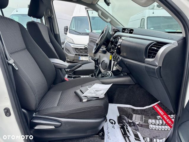 Toyota Hilux 2.4 D-4D Double Cab DL 4x4 - 10