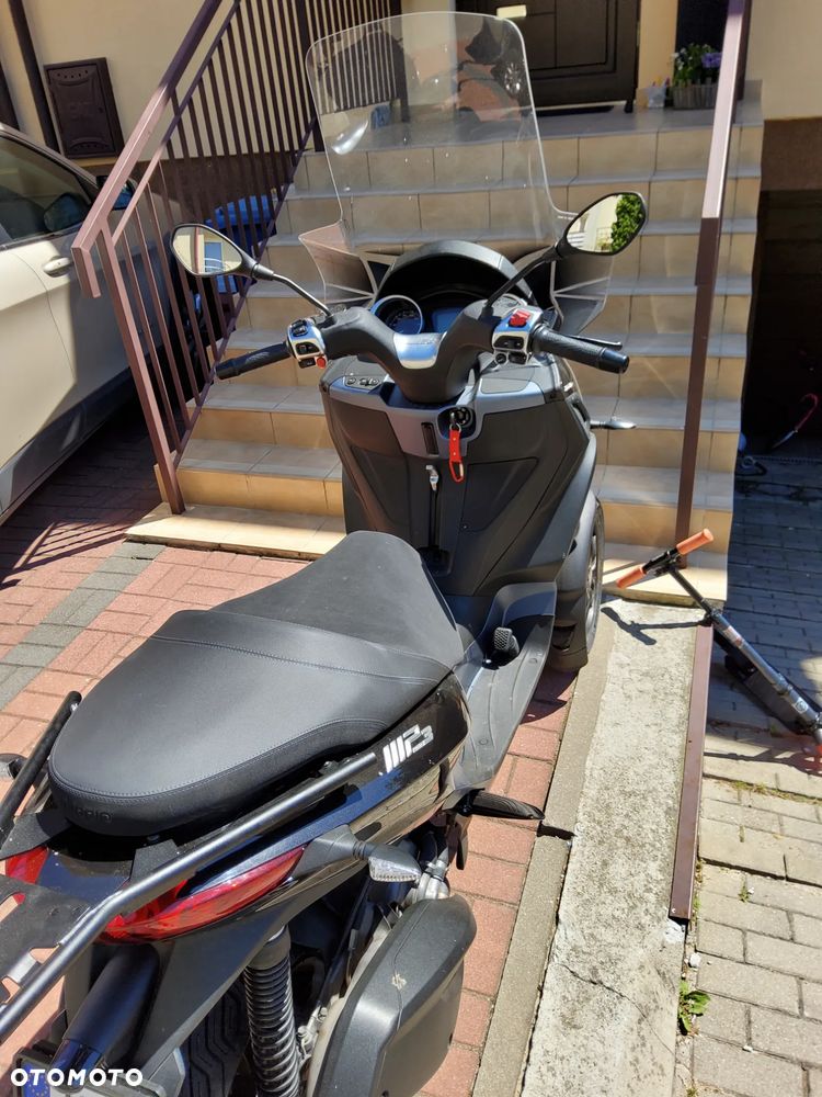 Piaggio MP-3 - 2