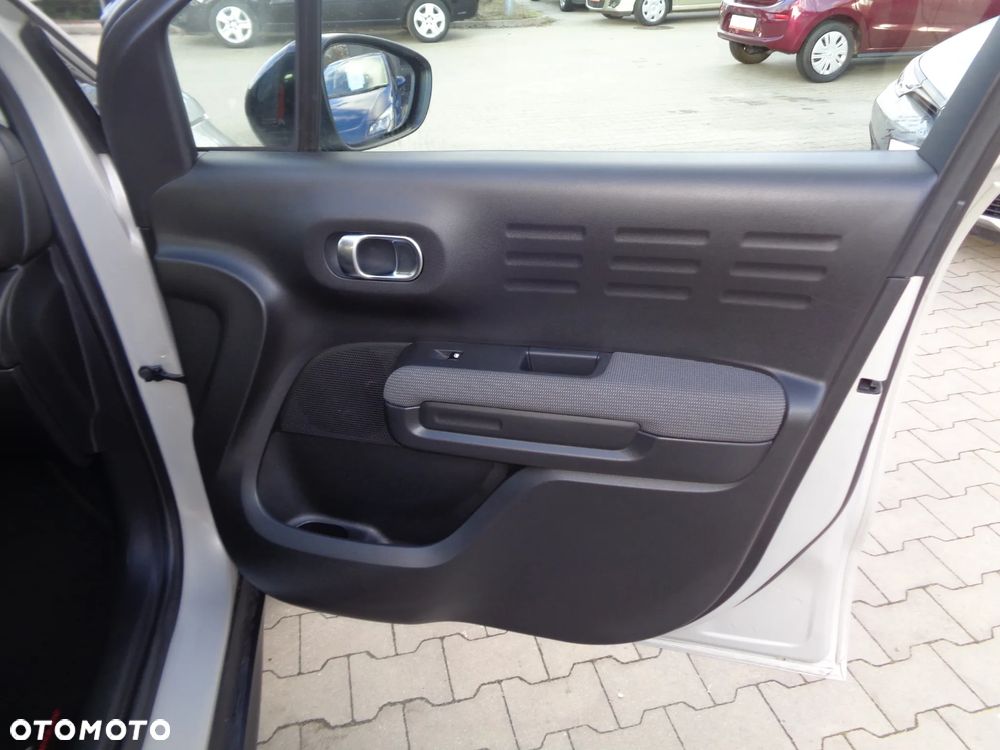 Citroën C3 Aircross 1.6 BlueHDi Shine S&S - 21