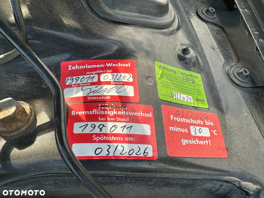 Audi A4 Avant 2.0 TDI e DPF Ambiente - 19