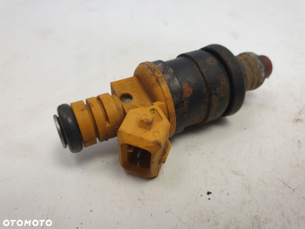 WTRYSKIWACZ Volvo 960 2.9 3.0 24V _ 0280150762 - 6