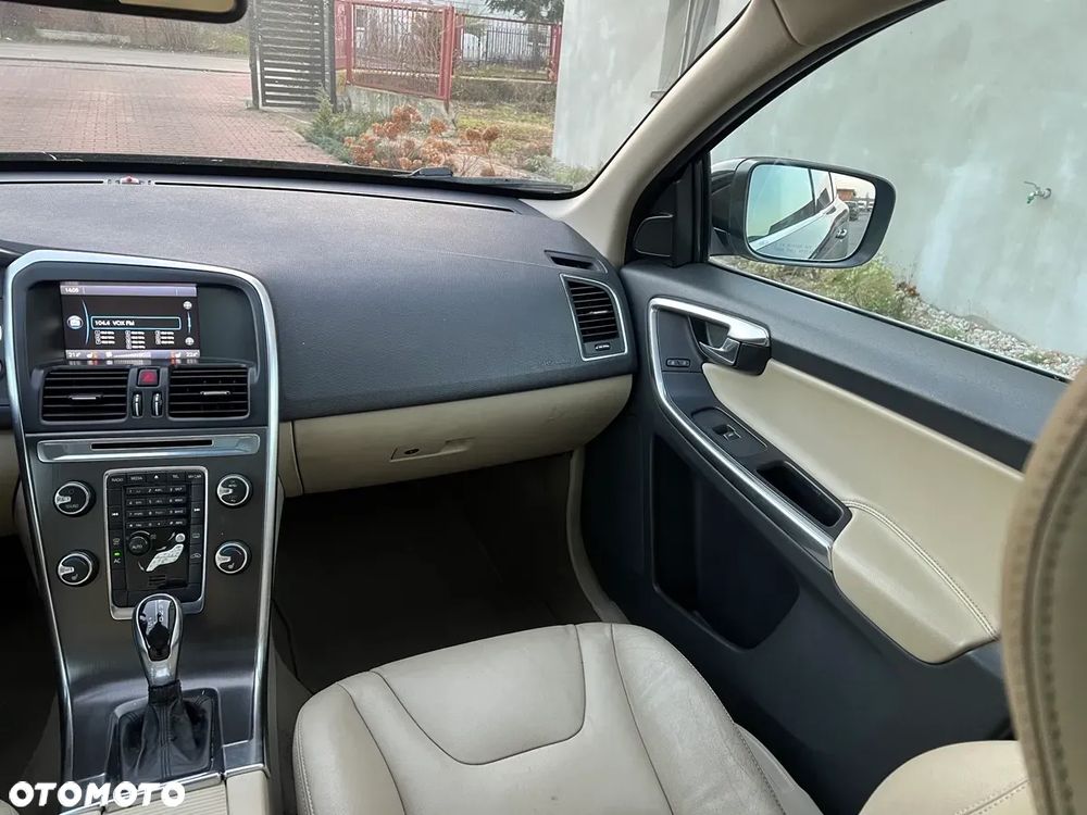 Volvo XC 60 - 16