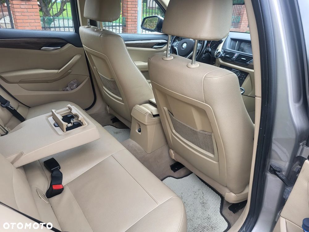 BMW X1 - 13