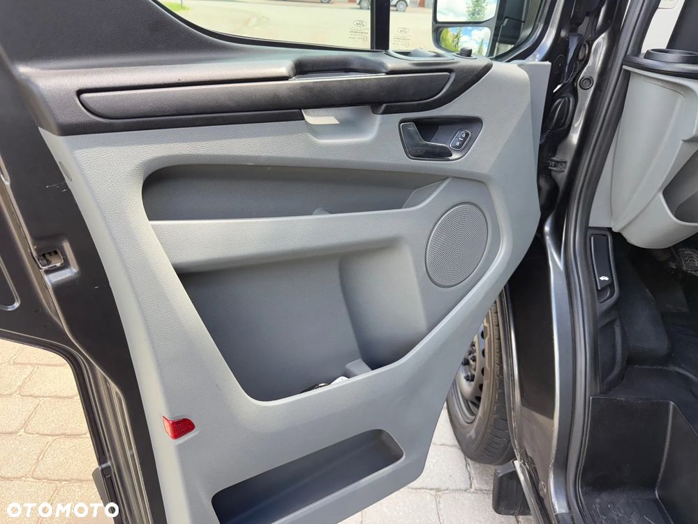 Ford Transit Custom 290 L2H1 Limited - 16