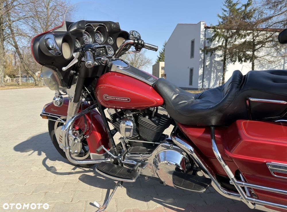Harley-Davidson FLHTCU Ultra - 13