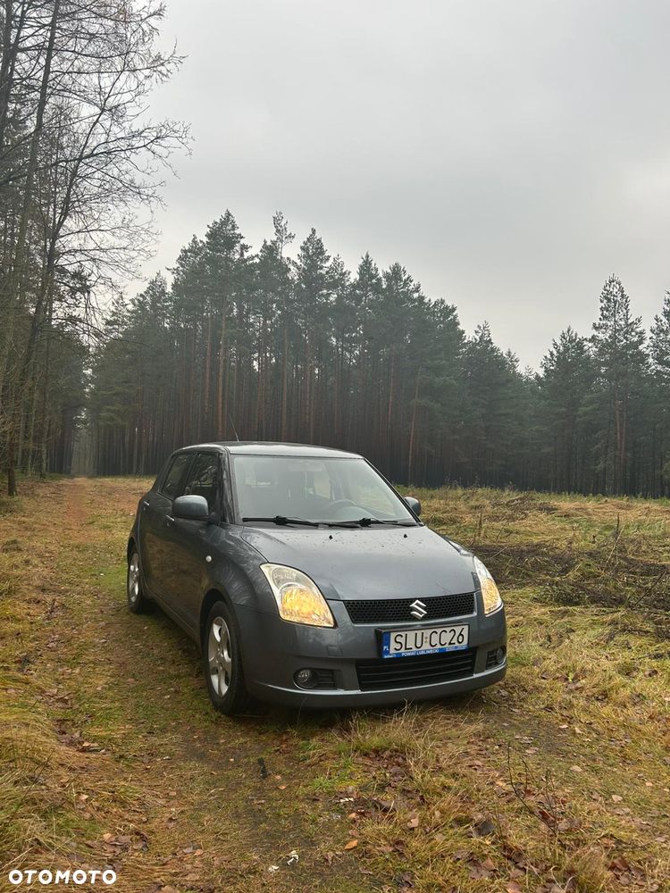 Suzuki Swift 1.3 Club - 5