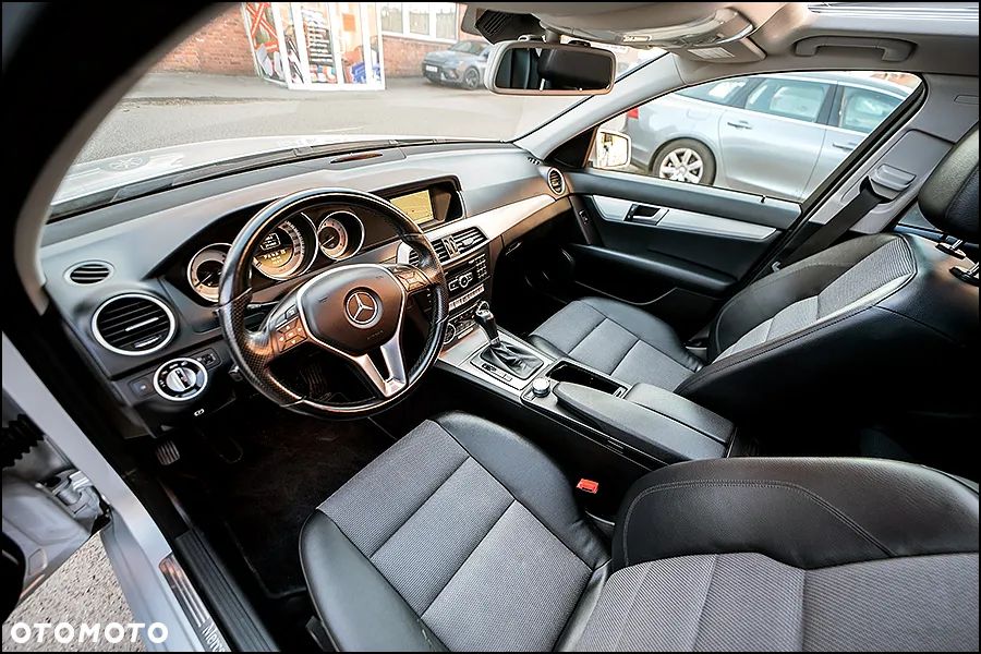 Mercedes-Benz Klasa C - 14