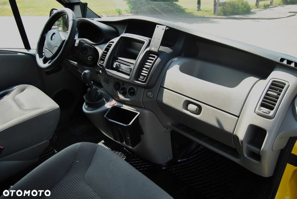 Opel Vivaro - 6