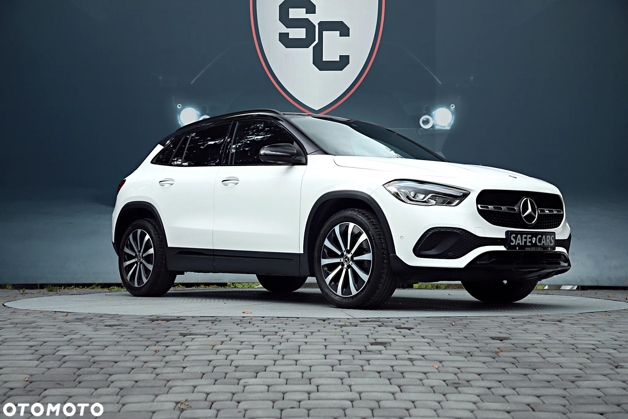 Mercedes-Benz GLA 200 Style - 14