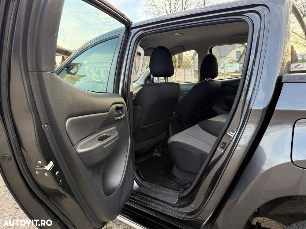 Mitsubishi L200 Double Cab 2.2 DI-D M/T Intense - 3