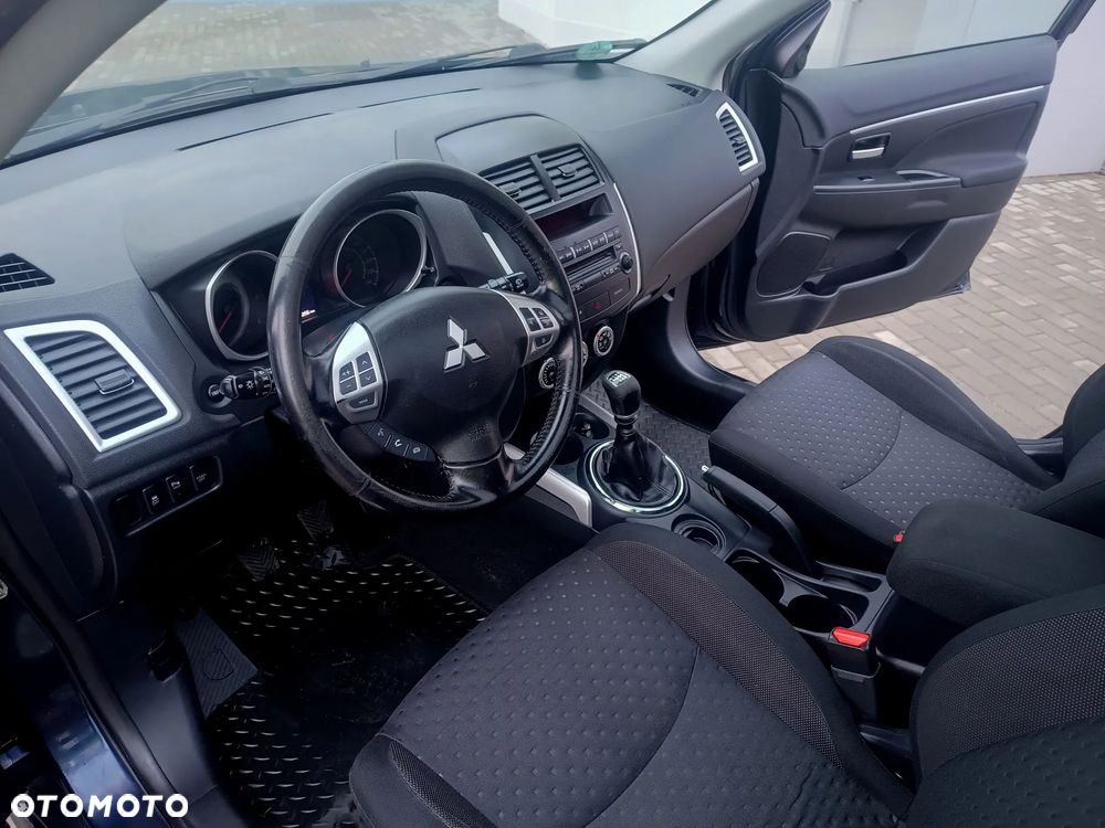 Mitsubishi ASX 1.8 DI-D 2WD Inform - 14