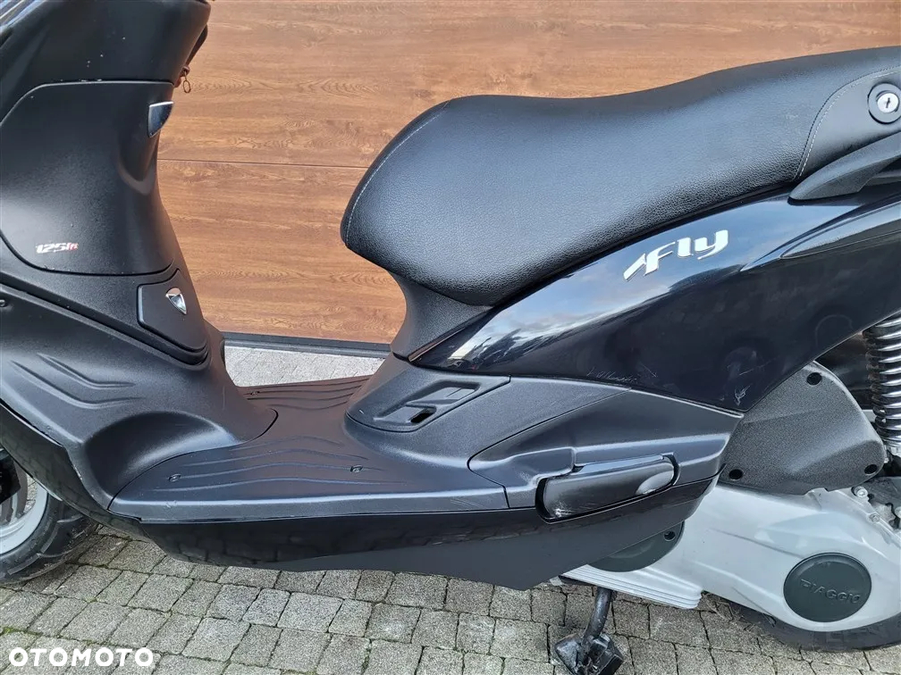 Piaggio FLY - 28