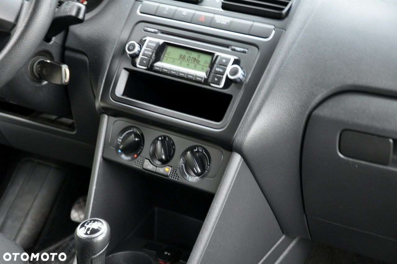 Volkswagen Polo - 26
