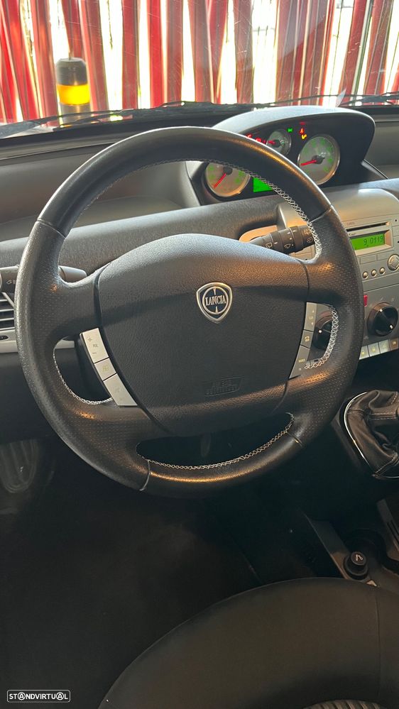 Lancia Ypsilon 1.2 Argento - 8