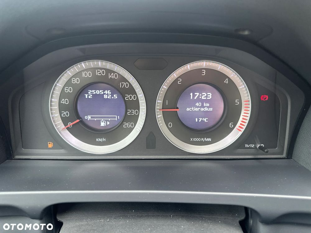 Volvo S60 D3 Momentum - 39