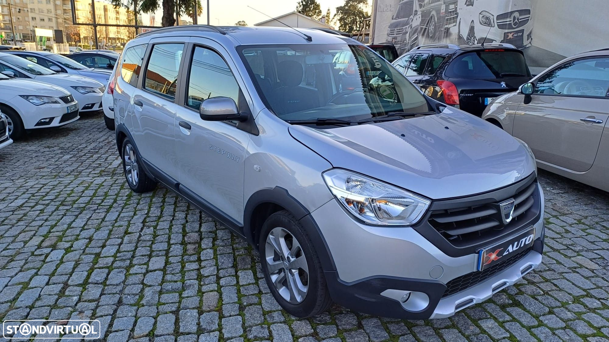 Dacia Lodgy 1.5 dCi Stepway 7L - 3