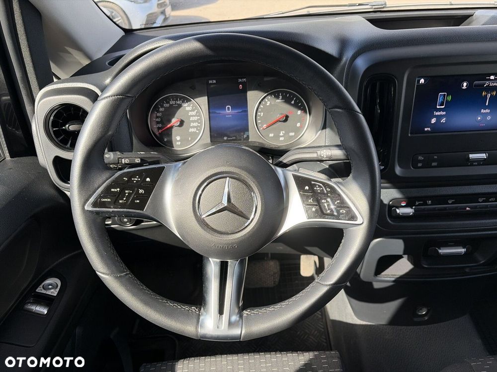 Mercedes-Benz Vito - 11