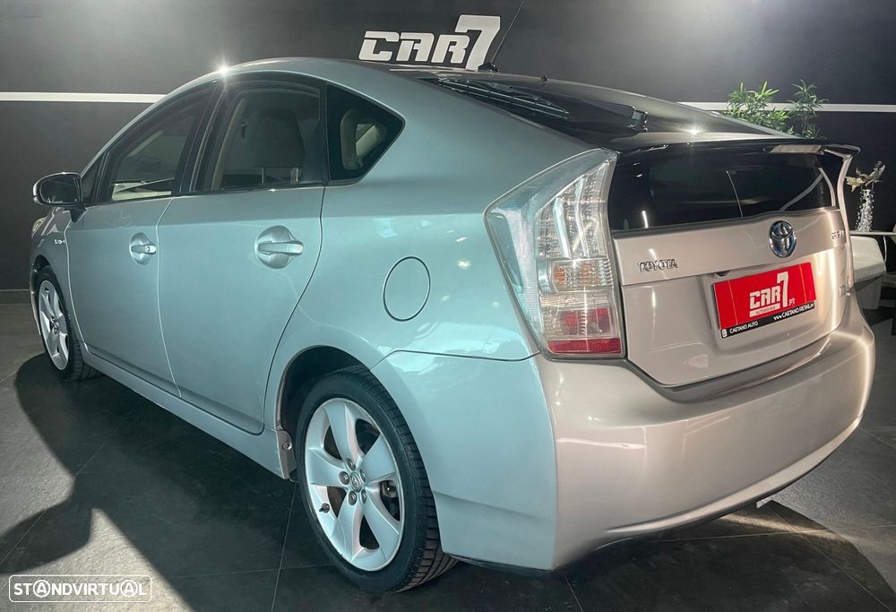 Toyota Prius 1.8 Exclusive - 4