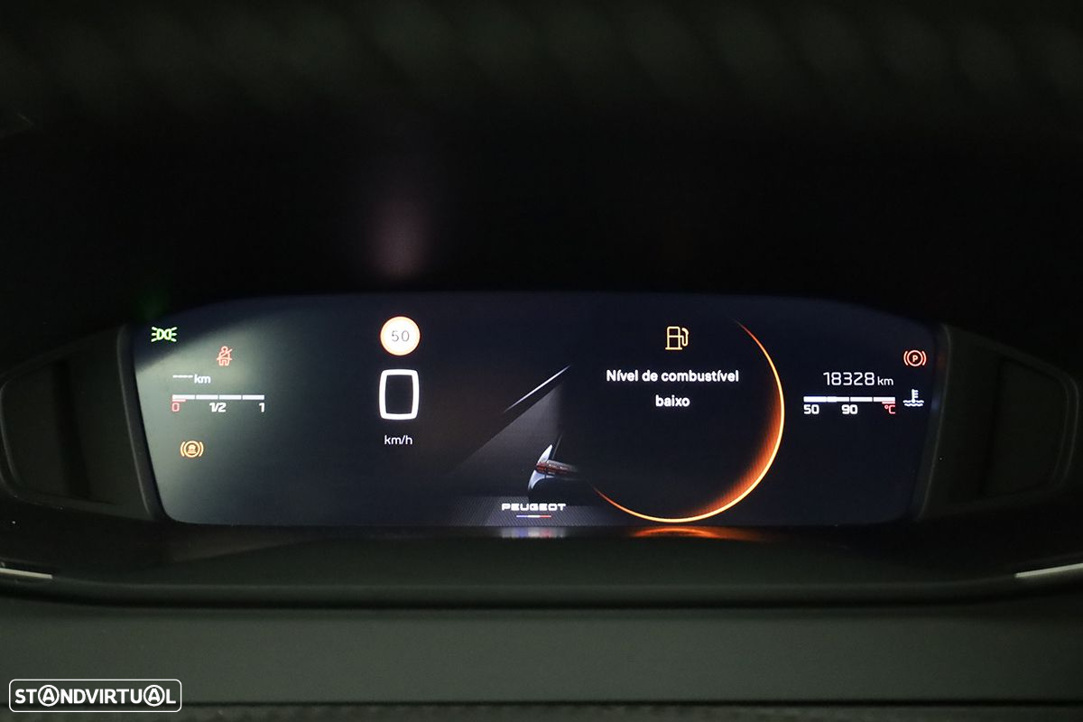 Peugeot 2008 1.2 PureTech Allure - 16