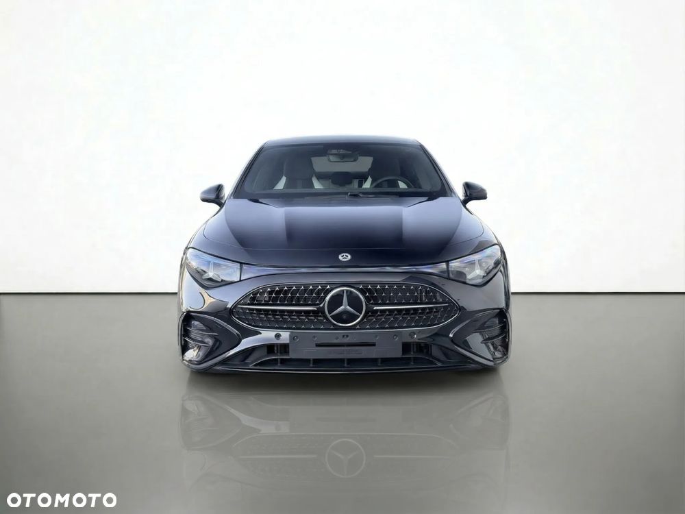 Mercedes-Benz CLA - 10