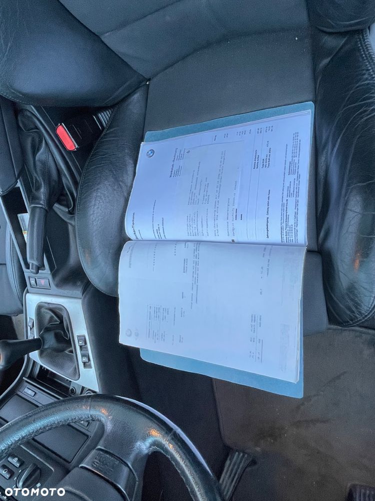 BMW Seria 3 323Ci - 17