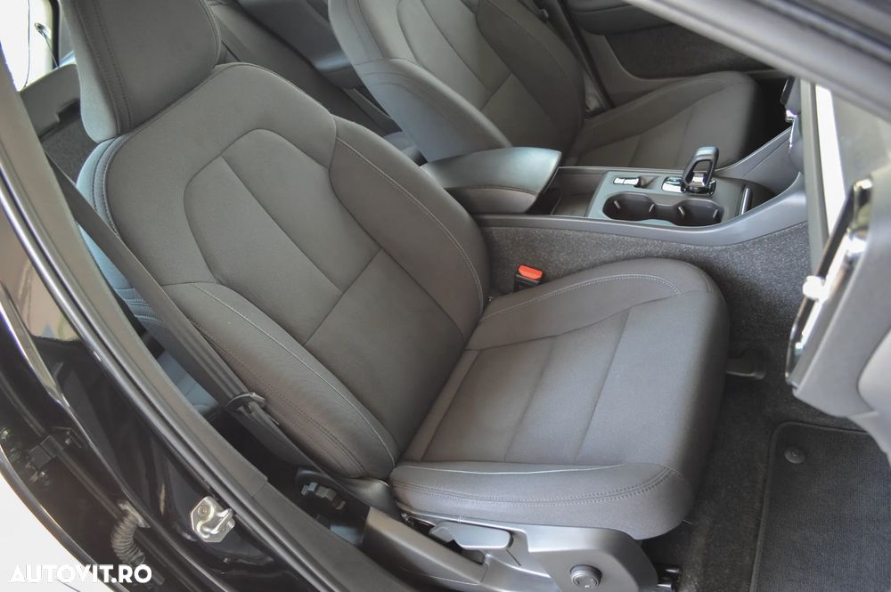 Volvo XC 40 T5 Recharge DKG Essential - 22