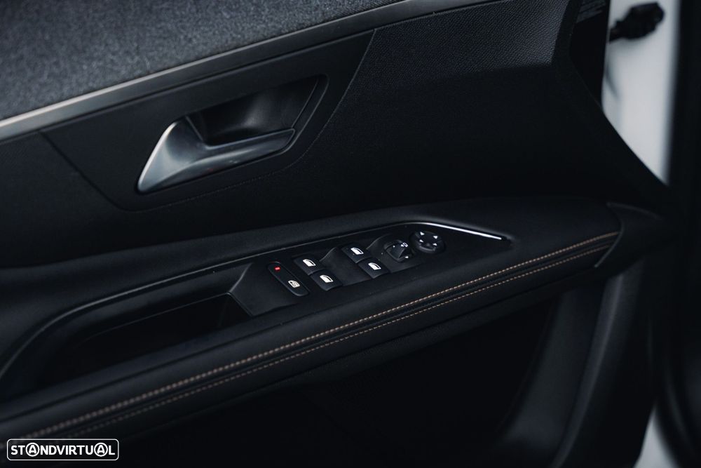 Peugeot 5008 1.5 BlueHDi GT Line - 37