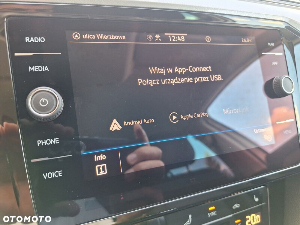 Volkswagen Passat - 33