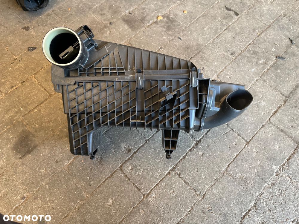 Obudowa filtra powietrza Renault Talisman 2.0 DCI - 3