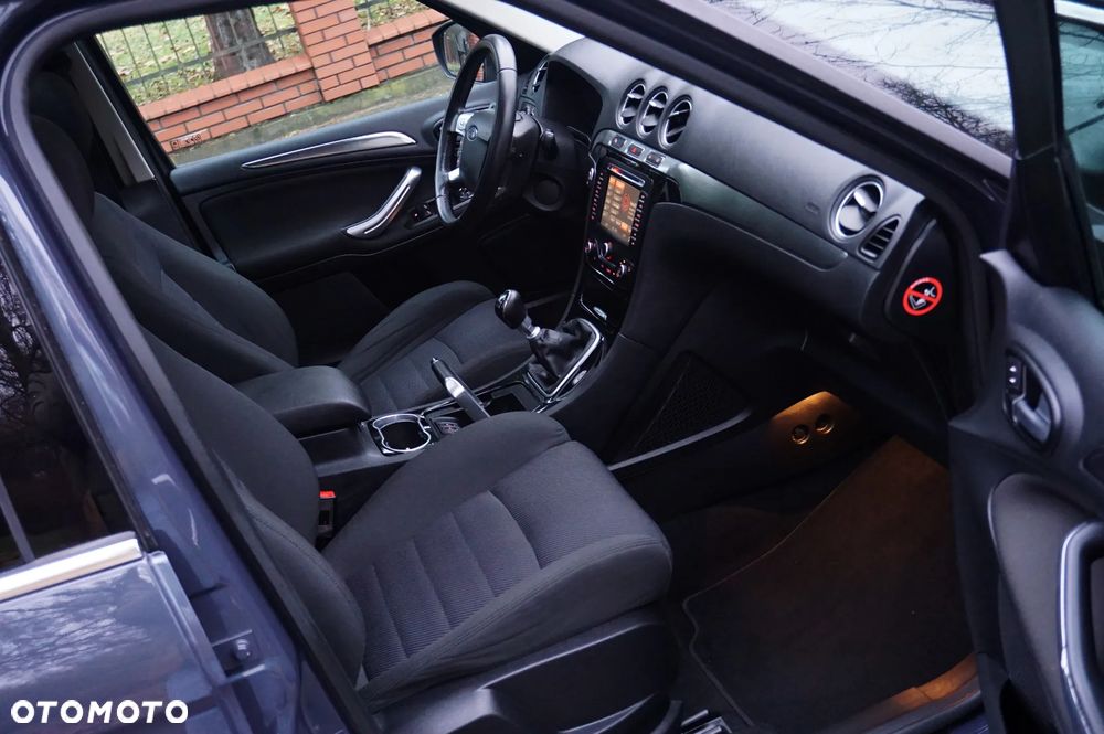 Ford S-Max 2.0 TDCi Titanium - 24