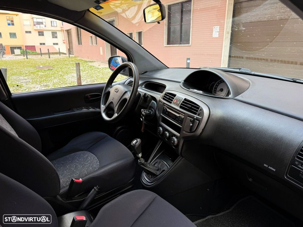 Hyundai Matrix 1.5 CRDi GLS Plus - 10