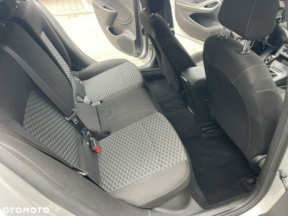 Opel Astra - 25